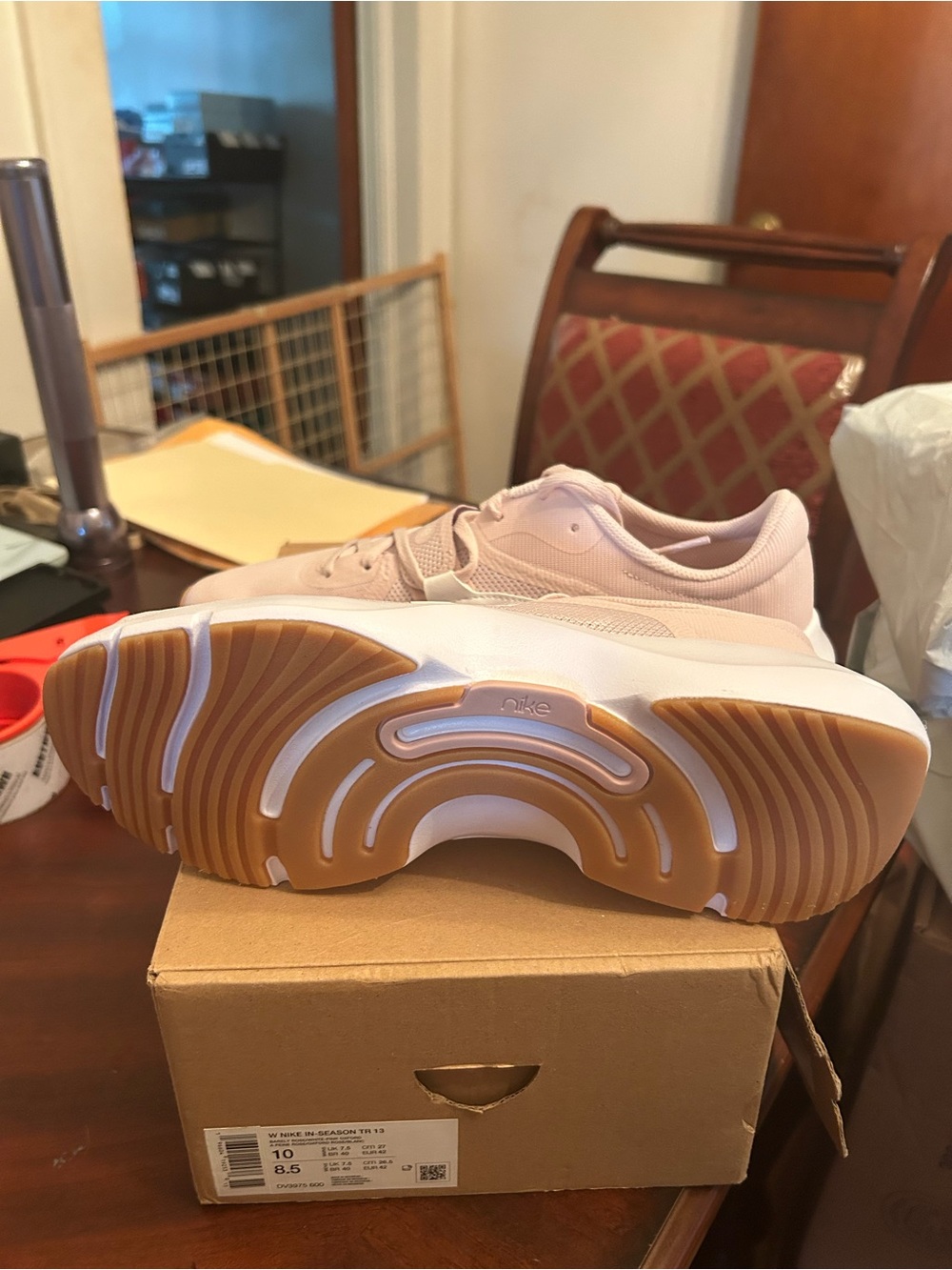 Nike Women’s Peach Training Sneakers with Gum Outsole - Picture 4 of 6
